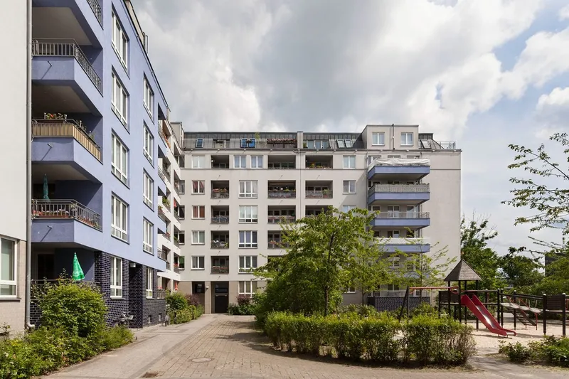 2-Zimmer Dachgeschoss-Wohnung mit Terrasse und Blick über Berlin! — photo 1